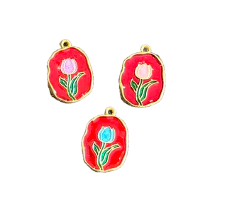 Dainty Flower Pendant